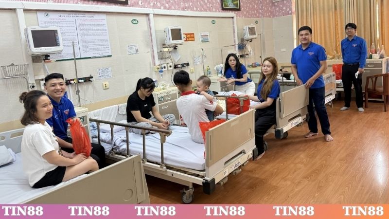 Nụ Cười Cho Người Bệnh